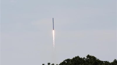 إطلاق صاروخ 