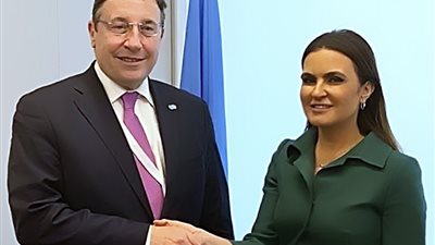 سحر نصر تبحث مع مدير «إنمائي الأمم المتحدة» دعم المستثمر الصغير