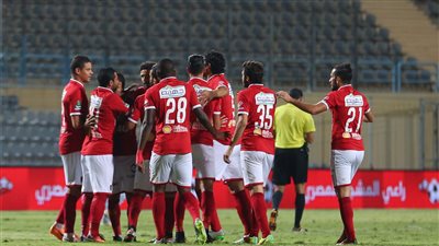 الأهلي يسحق النجم الساحلي بسداسية ويتأهل إلى نهائي أبطال أفريقيا