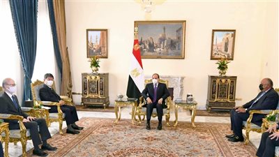 السيسي يؤكد إهتمام وحرص مصر على تطوير التعاون مع اليابان