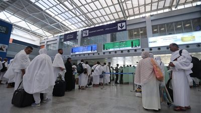 السعودية: تمديد صلاحية الإقامة وتأشيرة الخروج والعودة آليًا حتى 30 سبتمبر