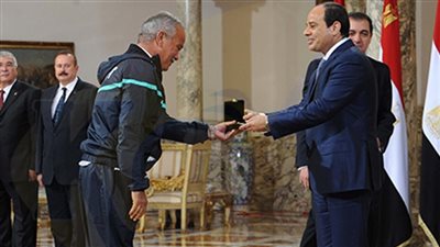 السيسي يكرّم أبطال الألعاب الأوليمبية والبارالمبية والعسكرية