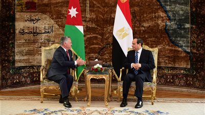 السيسى يبحث مع ملك الأردن سبل تعزيز العلاقات الثنائية بين البلدين