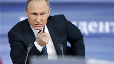 بوتين يتهم فرنسا بالخداع بشأن قرار سوريا