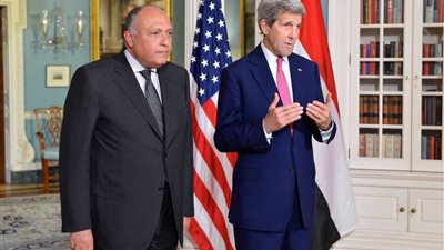 وزير الخارجية يبحث مع نظيره الأمريكى الأوضاع الإقليمية خلال إتصال هاتفى