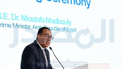 رئيس الوزراء يشارك بالجلسة الافتتاحية للمنتدى الإقليمي للسياحة