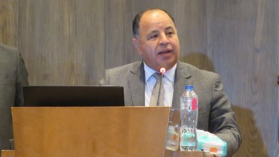 معيط: تمكين الكفاءات النسائية بالمواقع القيادية لتحقيق المستهدفات الاقتصادية