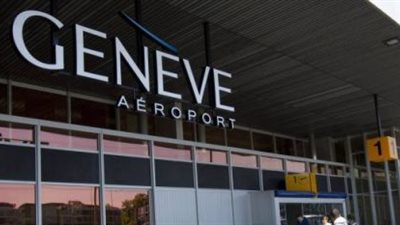 إخلاء طائرة في جنيف عقب تحذير من قنبلة