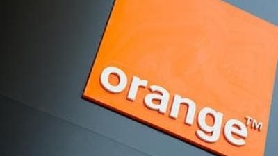 أورنج مصر توقع رخصة الجيل الرابع والهاتف الثابت مقابل 495 مليون دولار