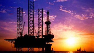 خام برنت يهبط دون 38 دولارًا للبرميل