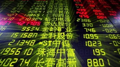 تباين في أداء المؤشرات الآسيوية بعد إعلان الصين عن تحسّن اقتصادها