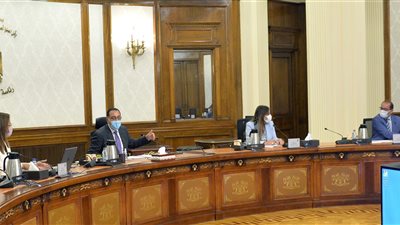 رئيس الوزراء يستعرض المؤشرات المستقبلية للاقتصاد المصري