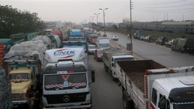 الهند تسعى للسيطرة على أسواق النقل الثقيل