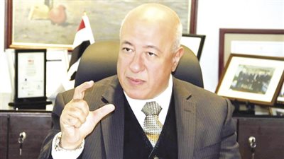 الجنيه يواصل الصعود أمام الدولار.. ومصرفيون: ارتفاع مؤقت