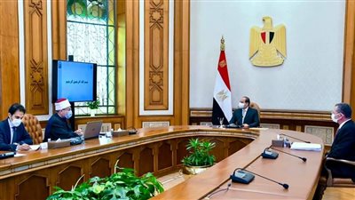 السيسي يوجه بتكوين جيل متميز من الأئمة والدعاة المستنيرين