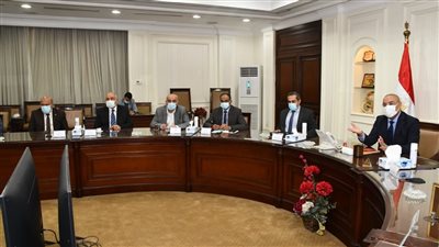 وزير الإسكان يتابع استعدادات مواجهة مخاطر الأمطار والسيول بموسم الشتاء