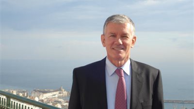 فرنسا تؤكد التزامها بتسليم مصر باقي دفعات طائرات 