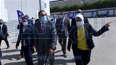 رئيس الوزراء يتفقد مصنع إنتاج اللقاحات بمُجمع «فاكسيرا» فى 6 أكتوبر