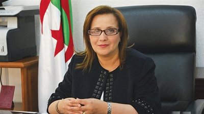 وزيرة التضامن الوطني في الجزائر تغادر القاهرة