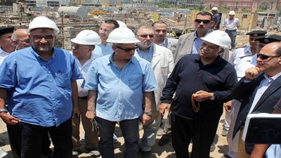 تدشين مشروع توسعة نفق 