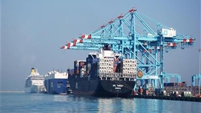 إغلاق بوغازي الإسكندرية والدخيلة وميناء البرلس لسوء الطقس