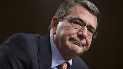 وزير الدفاع الأمريكي يصل العراق في زيارة مفاجئة