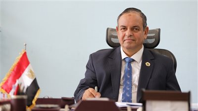 الجمارك تنفى خفض الحد الأقصى لمشتريات العائدين من الخارج بالأسواق الحرة