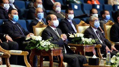 السيسي: تعزيز موارد صندوق تحيا مصر لزيادة القدرة على العمل الخيري