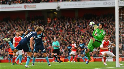 بمشاركة الننى.. ارسنال يتصدر الدوري الإنجليزي بتعادل سلبى أمام ميدلسبره