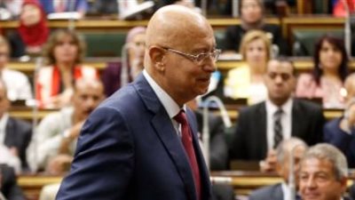 شريف إسماعيل يتوجه إلى شرم الشيخ للمشاركة في منتدى شباب العالم