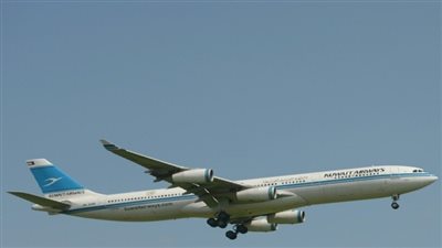 الخطوط الكويتية تعلق رحلاتها بين لندن ونيويورك وترفض نقل إسرائيليين