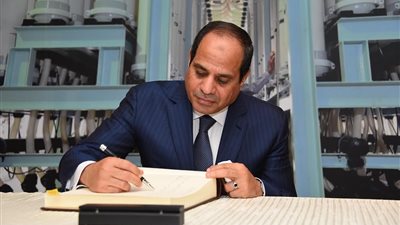 السيسي يوافق على قرض بـ60 مليون دينار كويتي لتطوير شبكة نقل الكهرباء