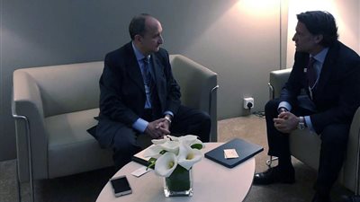 وزير التجارة يبحث مع شركات عالمية توطين التكنولوجيا والتحول الرقمي