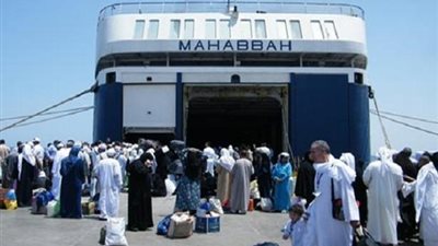 وصول وسفر 2636 راكبا بموانئ البحر الأحمر وتداول 354 شاحنة 