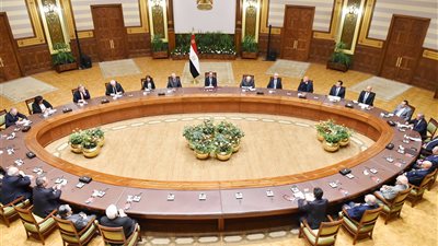 السيسي يبحث تعزيز الدور التنويري لمكتبة الإسكندرية 