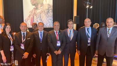 «الكهرباء» تعرض فرص الاستثمار في الطاقات المتجددة بمؤتمر روتردام