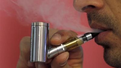 السجائر الإلكترونية تساعد في محاربة البدانة