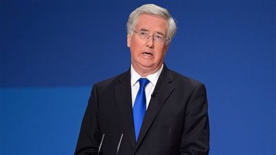 بريطانيا: نشر دبابات وطائرات شرق أوروبا لمواجهة المخاوف الروسية