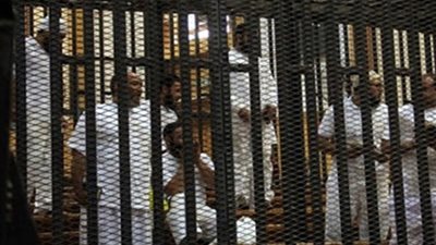 تأجيل محاكمة 23 إرهابيا بتنظيم 