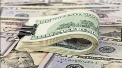 سعر الدولار أمام الجنيه بالبنوك المصرية اليوم 15 نوفمبر 2017