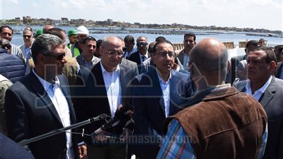 مدبولي يتفقد مشروع ميناء الصيد في رشيد بتكلفة 315 مليون جنيه‎