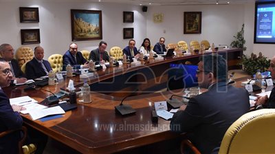 رئيس الوزراء يتابع تطوير المنطقة المحيطة بالمتحف الكبير