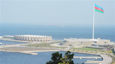 طاجيكستان وأذربيجان تدرسان الانضمام إلى 