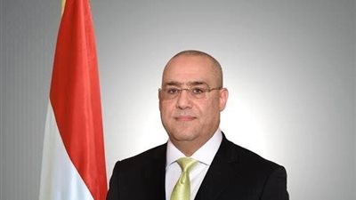 وزير الإسكان يعتمد المخطط الاستراتيجي للعلمين الجديدة