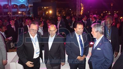 وزير السياحة يدعو الجميع لزيارة مصر والاستمتاع بمشاهدة آثارها الفريدة