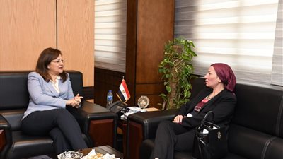 وزيرتا التخطيط والبيئة تبحثان إنشاء منظومة متكاملة لإدارة المخلفات 
