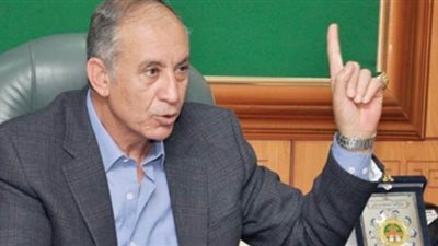 محافظ البحر الأحمر يوجه بتيسير إجراءات 