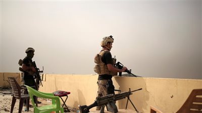 القوات العراقية تسيطرة على مبنى التلفزيون بالموصل