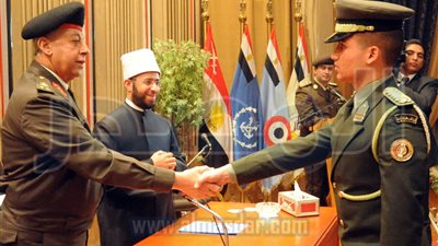 وزير الدفاع: قواتنا المسلحة ماضية بعزيمة في حماية الوطن