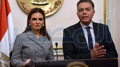 الحكومة توافق على قانون تنظيم خدمات النقل البري للركاب  